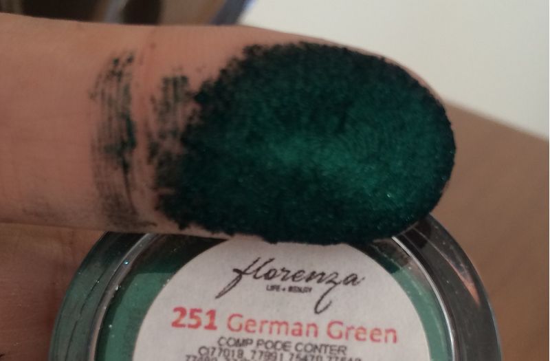 pigmento-florenza-cor-251-german-green-3