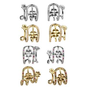 2317-2 - Brinco triplo de flor - Importado